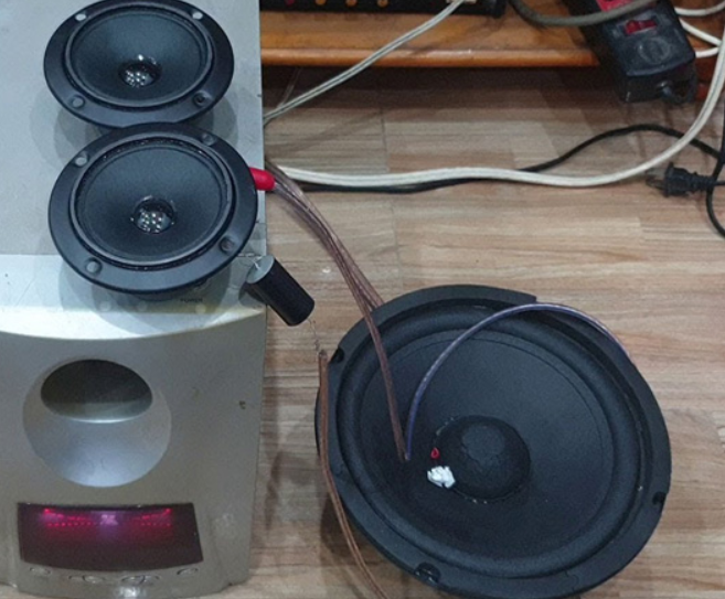 DÀN ÂM THANH LẮP THÊM LOA TREBLE CÓ SAO KHÔNG?